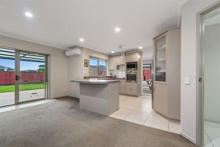 Photo of property in 99 Barrington Drive, Huntington, Hamilton, 3210