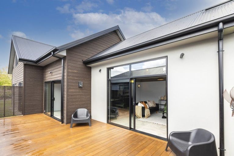 Photo of property in 8 Leyland Lane, Halswell, Christchurch, 8025