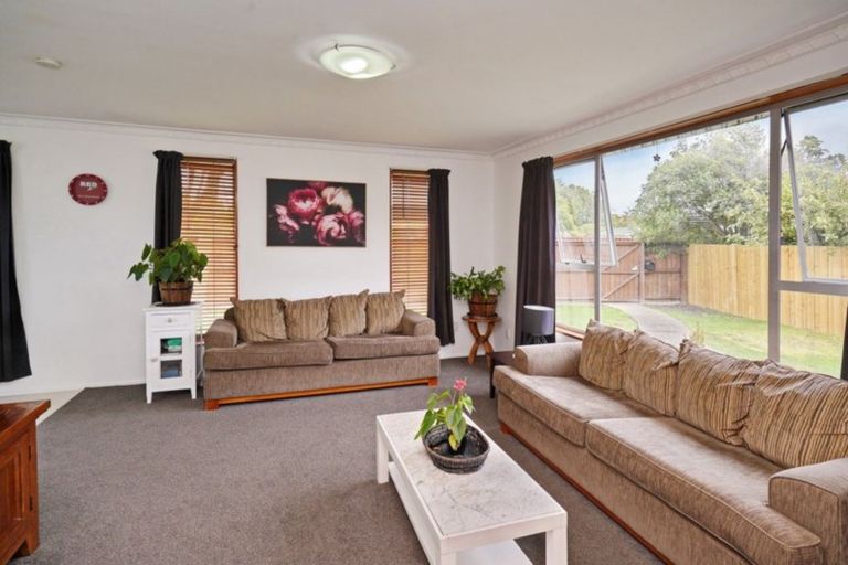 Photo of property in 2 Bush Street, Rangiora, 7400