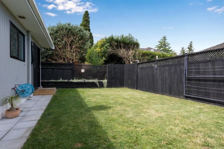 Photo of property in 4a Rodney Street, Howick, Auckland, 2014