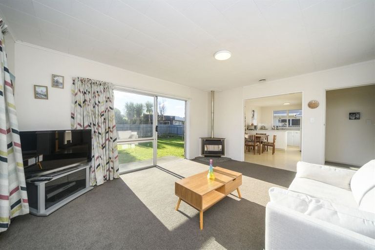 Photo of property in 29 Kimberley Grove, Westbrook, Palmerston North, 4412