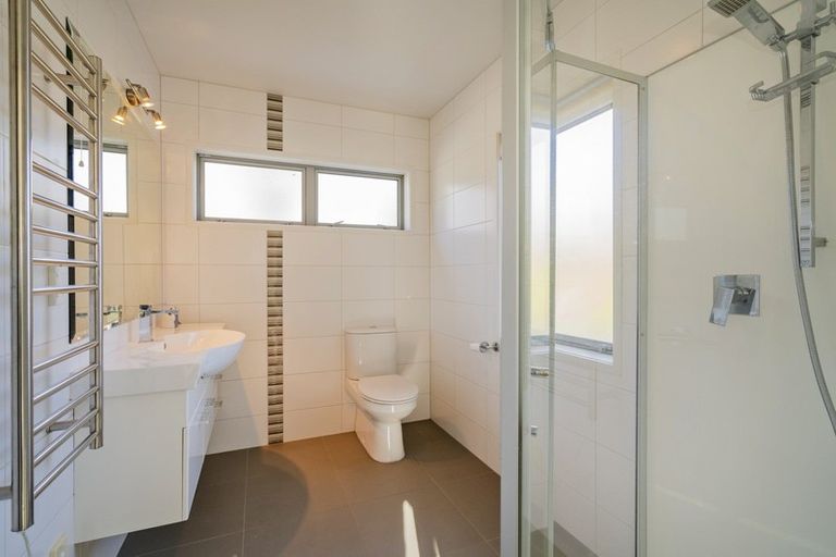 Photo of property in 18 Cobham Lane, Whitianga, 3510