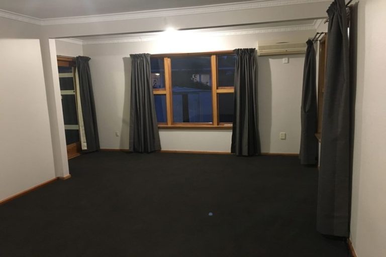 Photo of property in 23 Haslett Place, Upper Riccarton, Christchurch, 8041