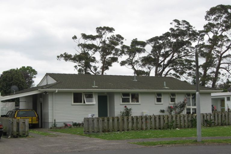 Photo of property in 18 Verner Place, Conifer Grove, Takanini, 2112