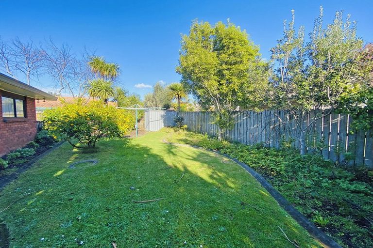 Photo of property in 38 West Fairway, Golflands, Auckland, 2013