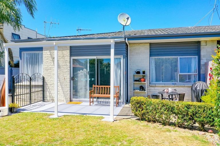 Photo of property in 2/77 Goulstone Road, Whakatane, 3120