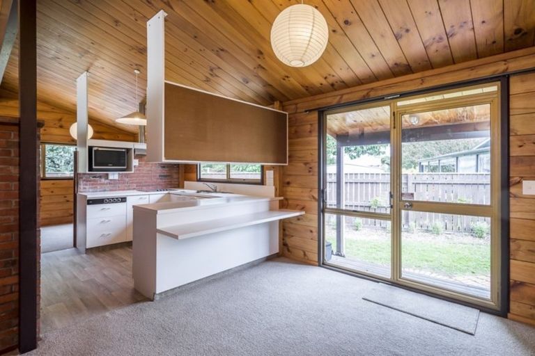 Photo of property in 22 Aorangi Road, Paraparaumu, 5032