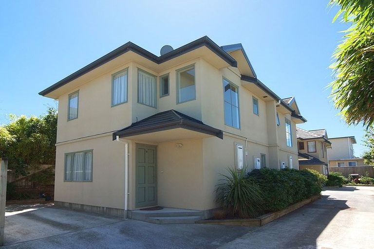 Photo of property in 12b Frankmoore Avenue, Johnsonville, Wellington, 6037