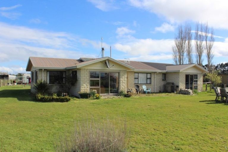 Photo of property in 31 Lochiel Branxholme Road, Lochiel, Winton, 9781