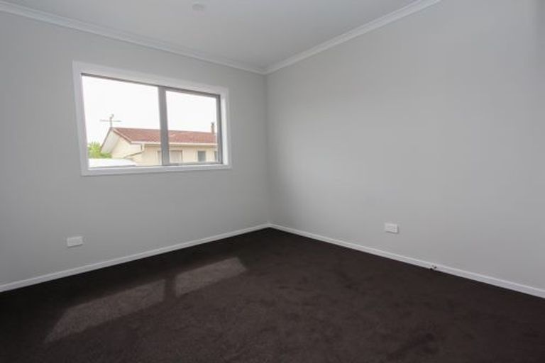 Photo of property in 4/14 Breckons Avenue, Nawton, Hamilton, 3200