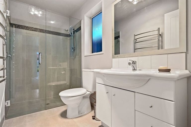 Photo of property in 15 Saint Thomas Place, Woolston, Christchurch, 8062