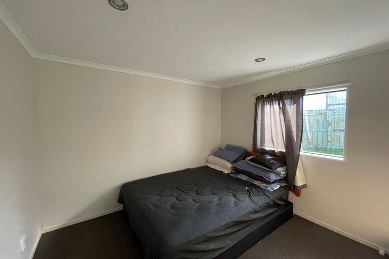Photo of property in 8 Foxlaw Street, Randwick Park, Auckland, 2105