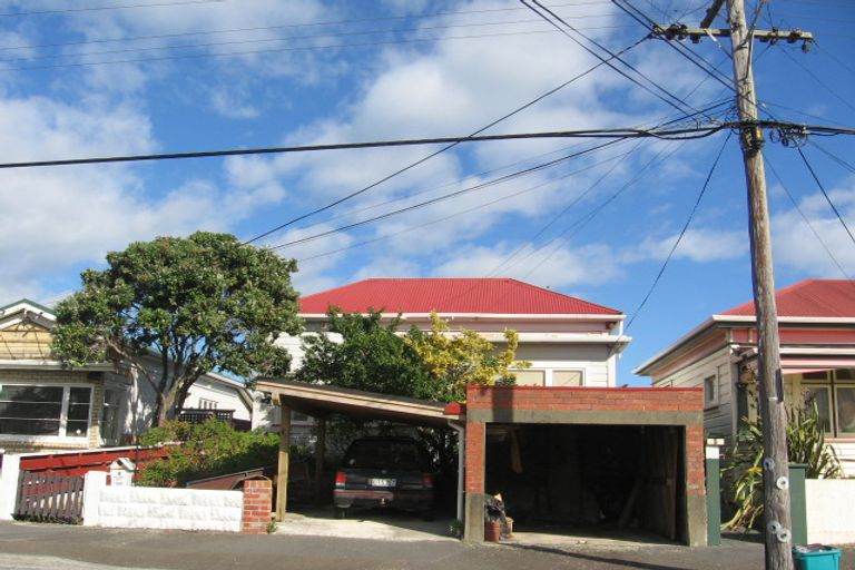 Photo of property in 8 Adelaide Street, Petone, Lower Hutt, 5012