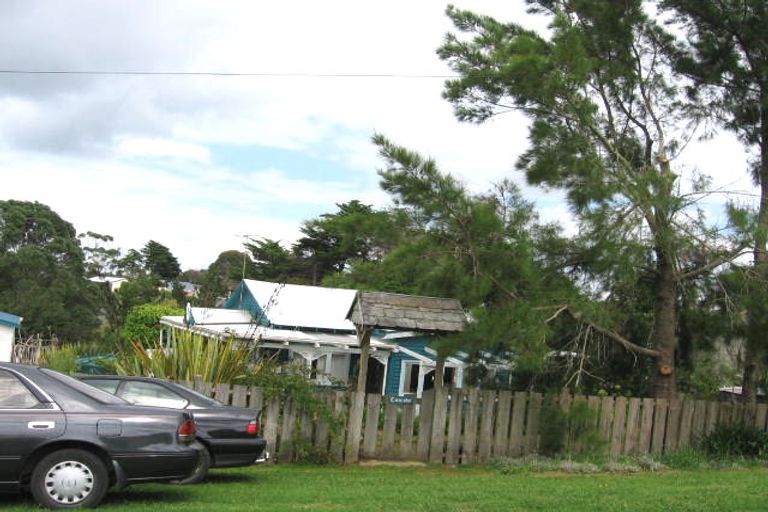 Photo of property in 26 Eden Terrace, Onetangi, Waiheke Island, 1081