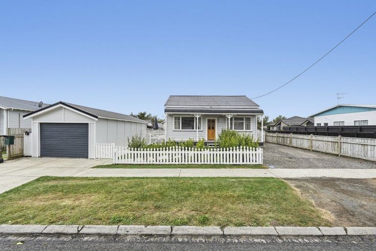 Photo of property in 7 Cutfield Street, Inglewood, 4330