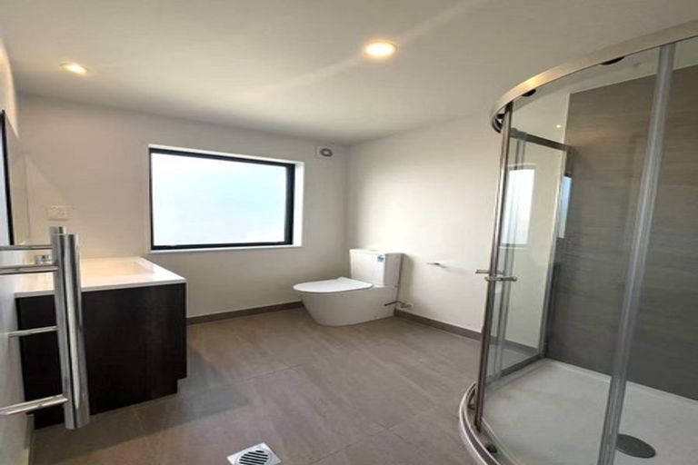 Photo of property in 3/49 Sunnyside Road, Sunnyvale, Auckland, 0612
