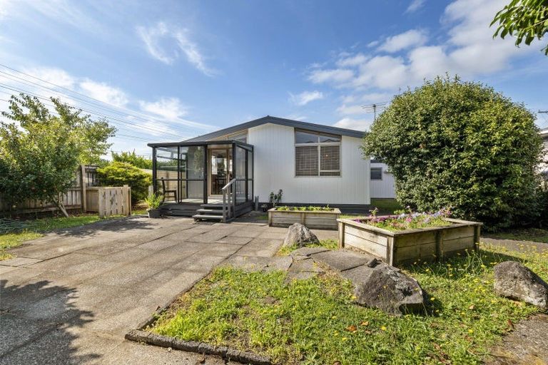 Photo of property in 14 Walsh Road, Westown, New Plymouth, 4310