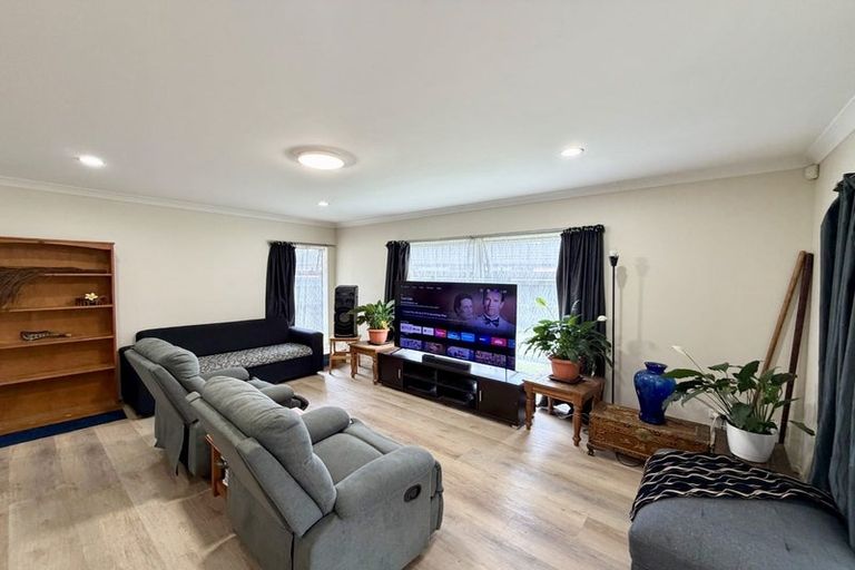 Photo of property in 30 Jury Place, Favona, Auckland, 2024