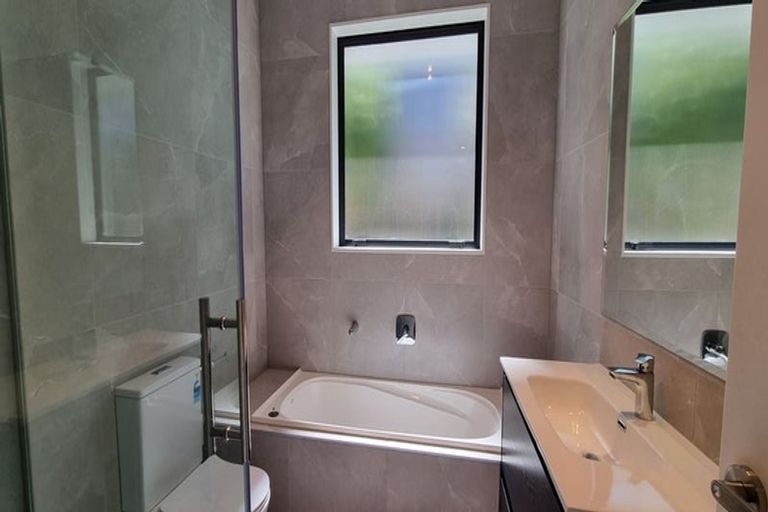 Photo of property in 150 Ninth View Avenue, Beachlands, Auckland, 2018