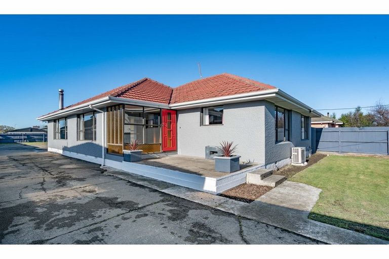 Photo of property in 39 Branston Street, Hornby, Christchurch, 8042
