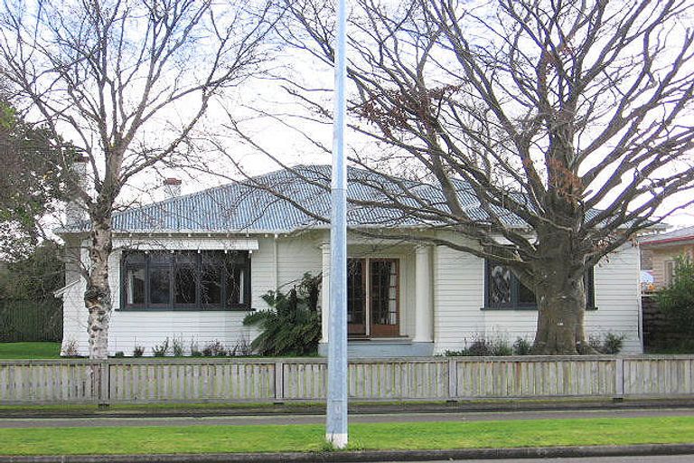 Photo of property in 73 Limbrick Street, Terrace End, Palmerston North, 4410