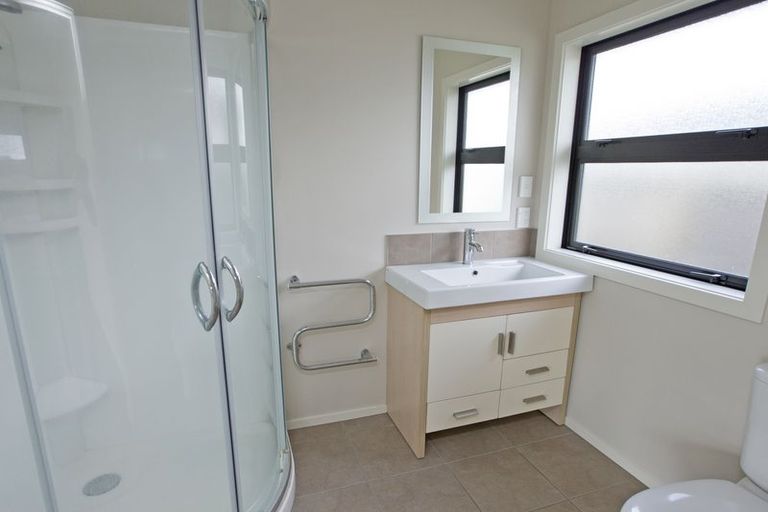 Photo of property in 48 Duff Crescent, Highbury, Palmerston North, 4412