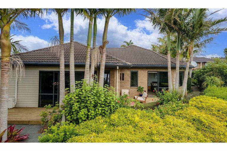 Photo of property in 38 Aranga Road, Kerikeri, 0230