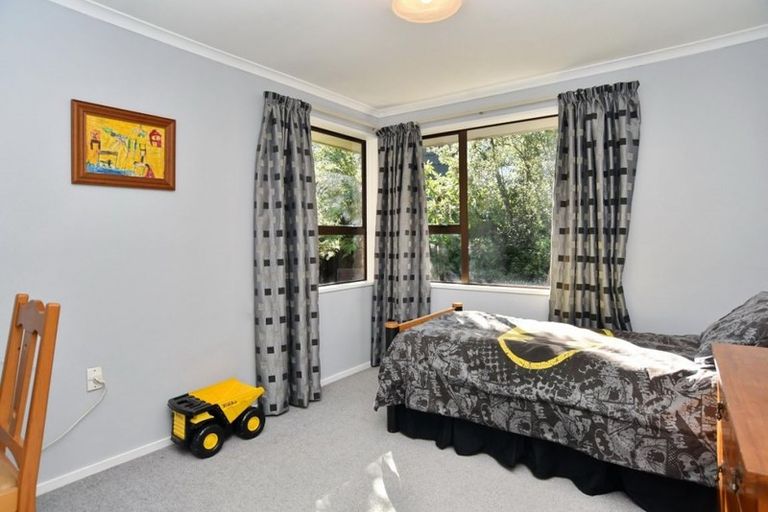 Photo of property in 1 Lacy Gate Place, Woodend, 7610