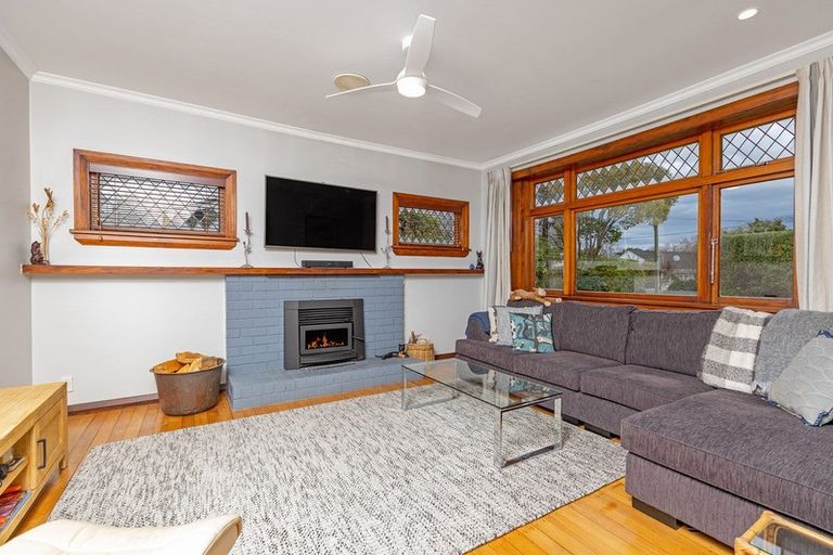 Photo of property in 6 Terrace End, Lansdowne, Masterton, 5810