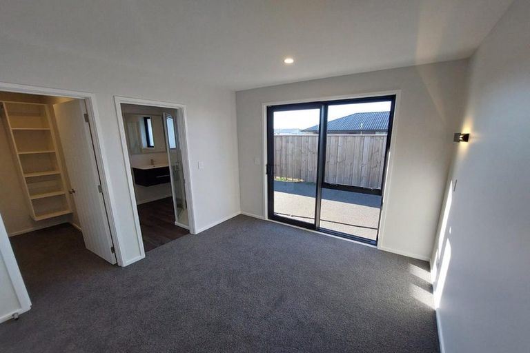 Photo of property in 22 Higgins Street, Woodend, 7610