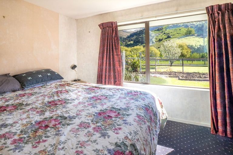 Photo of property in 4217 Christchurch Akaroa Road, Little River, 7591