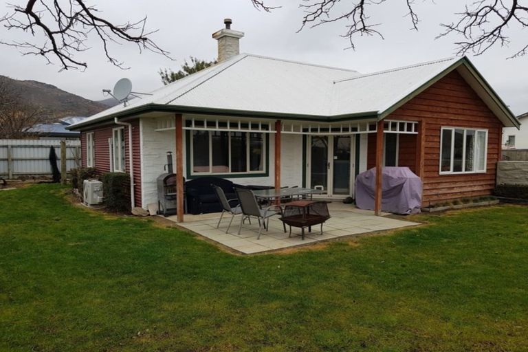 Photo of property in 37b Molyneux Avenue, Cromwell, 9310