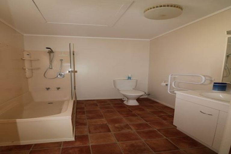 Photo of property in 122a Puhinui Road, Papatoetoe, Auckland, 2104