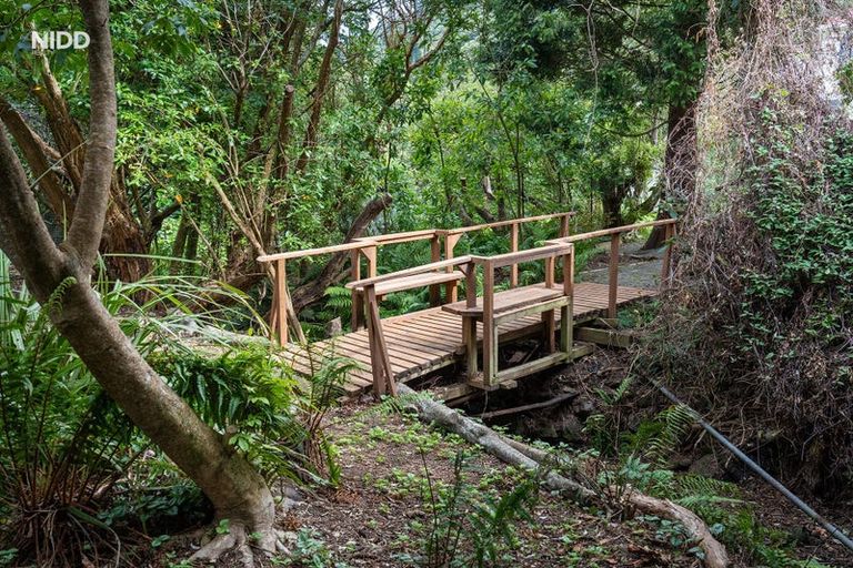 Photo of property in 50 Ellesmere Street, Ravensbourne, Dunedin, 9022