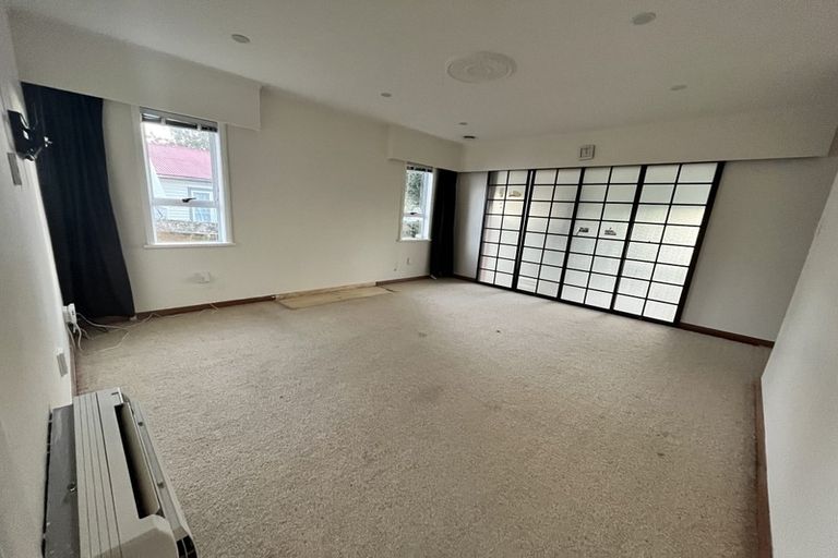 Photo of property in 24 York Avenue, Heretaunga, Upper Hutt, 5018