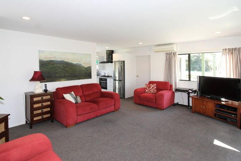 Photo of property in 67a Costley Street, Carterton, 5713