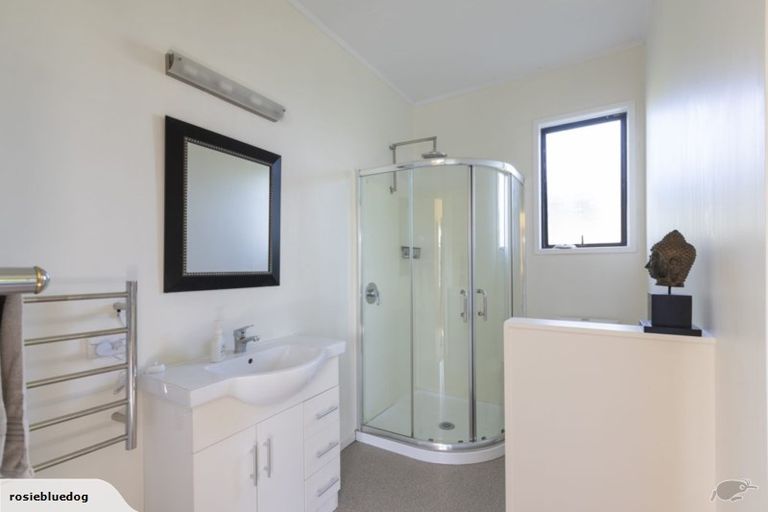 Photo of property in 66 Waiteitei Road, Wellsford, 0974