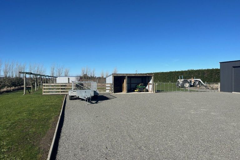 Photo of property in 360 Ashburton Staveley Road, Greenstreet, Ashburton, 7771