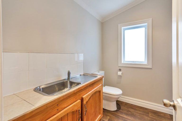 Photo of property in 13 Chibnall Place, Conifer Grove, Takanini, 2112