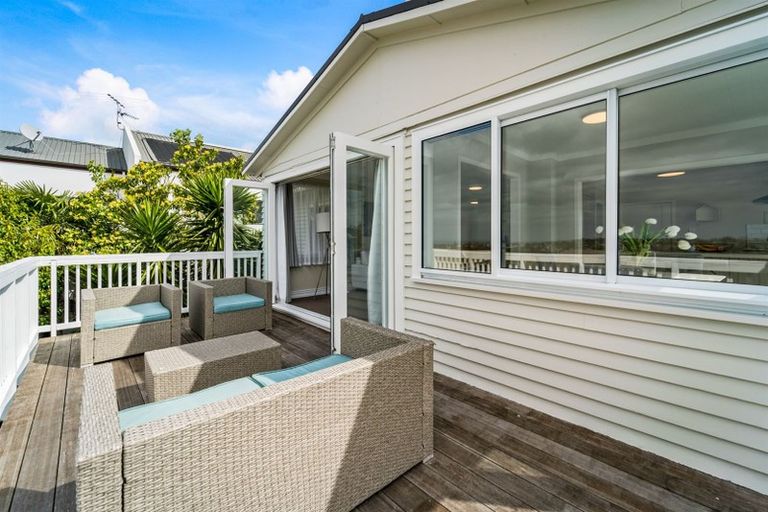 Photo of property in 75 Stanmore Bay Road, Stanmore Bay, Whangaparaoa, 0932