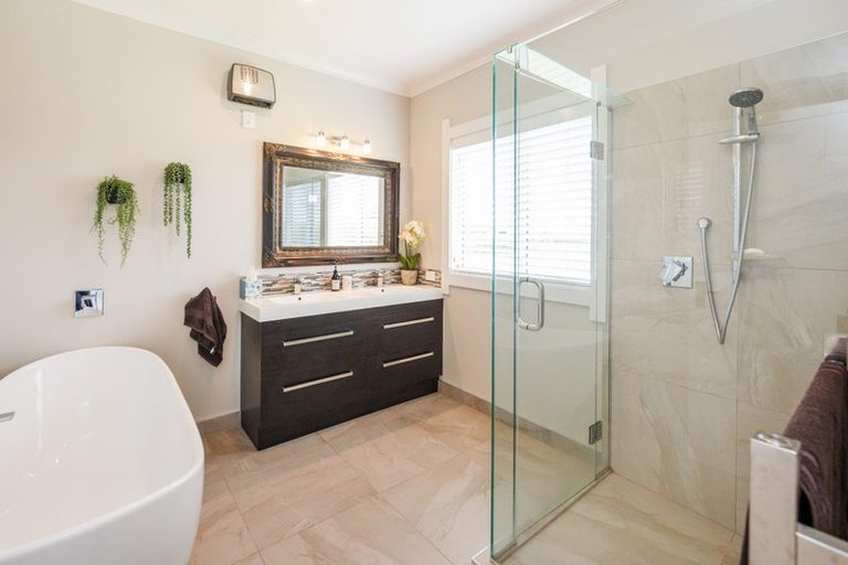 Photo of property in 167 Oroua Road, Kairanga, Palmerston North, 4475