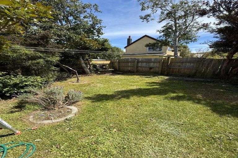 Photo of property in 8a Mallard Grove, Churton Park, Wellington, 6037