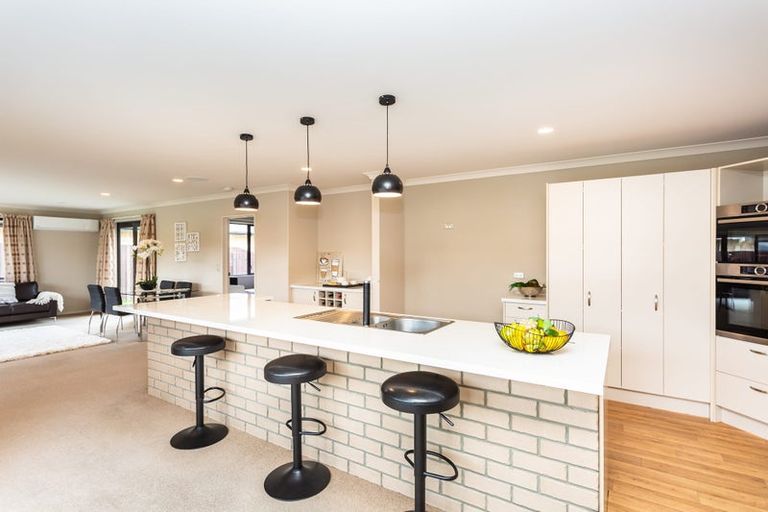 Photo of property in 1 Heathridge Place, Lincoln, 7608