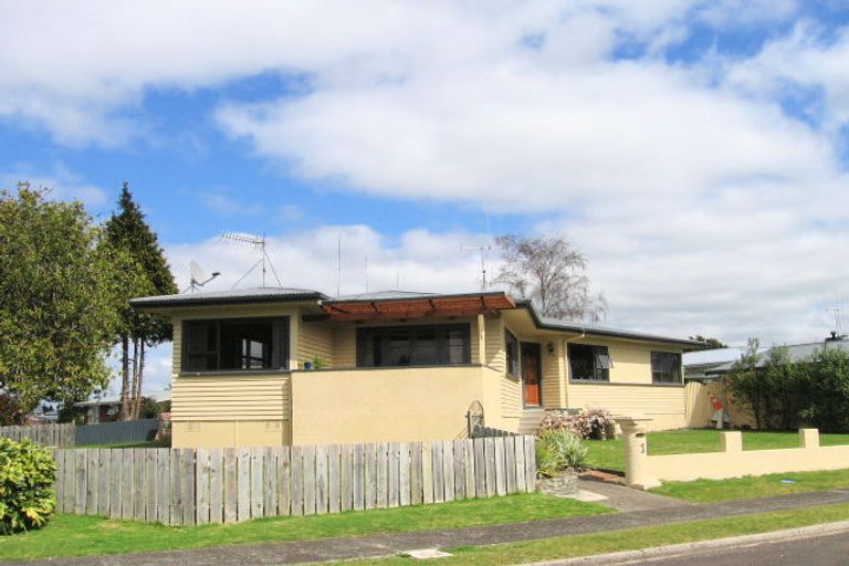 Photo of property in 1 Leonard Place, Gate Pa, Tauranga, 3112