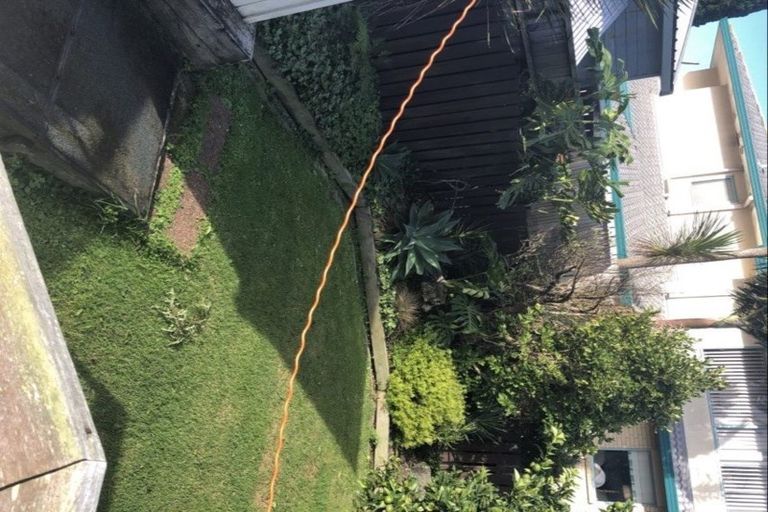 Photo of property in 14 Kaanapali Place, Wattle Downs, Auckland, 2103