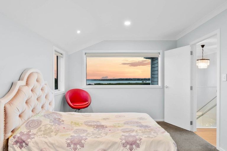 Photo of property in 34 Brickworks Bay Road, Hobsonville, Auckland, 0618