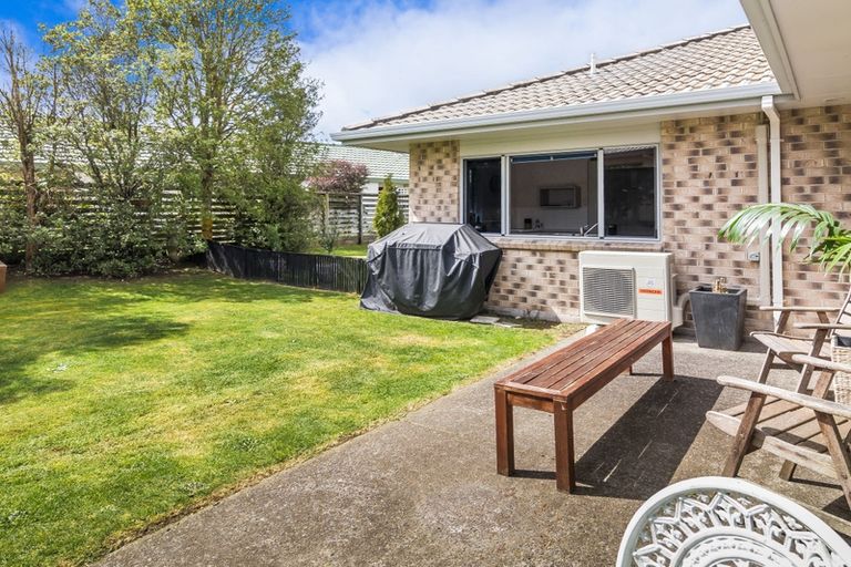 Photo of property in 2/24 Robinson Terrace, Rangatira Park, Taupo, 3330