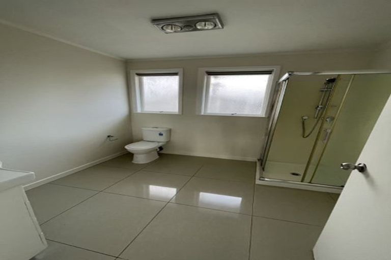 Photo of property in 3 Mcdivitt Street, Manurewa, Auckland, 2102