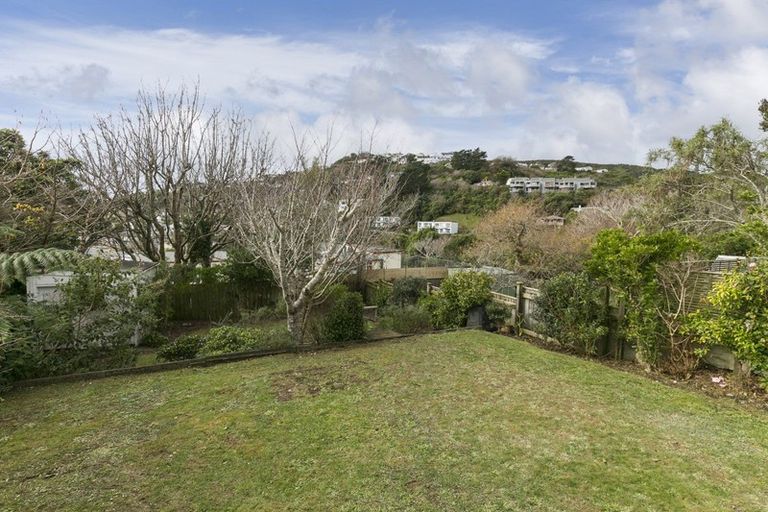 Photo of property in 15 Hathaway Avenue, Karori, Wellington, 6012