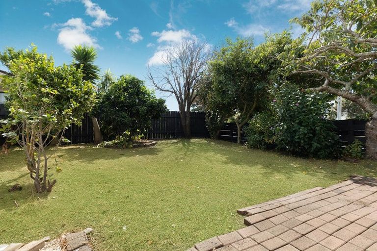Photo of property in 169 Finlayson Avenue, Clendon Park, Auckland, 2103
